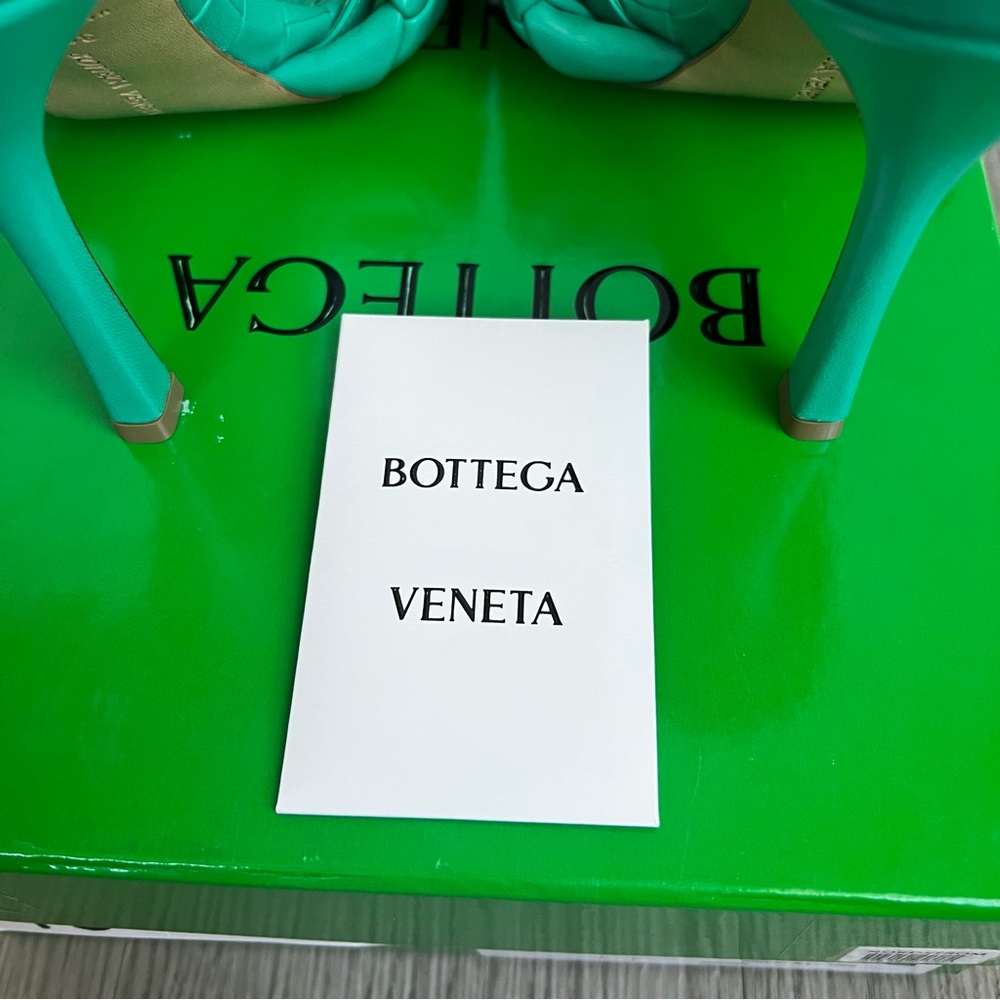 NIB Bottega Veneta Lido Intrecciato Leather Sandal Sz 39.5 9.5 Turquoise Blue - Picture 6 of 12